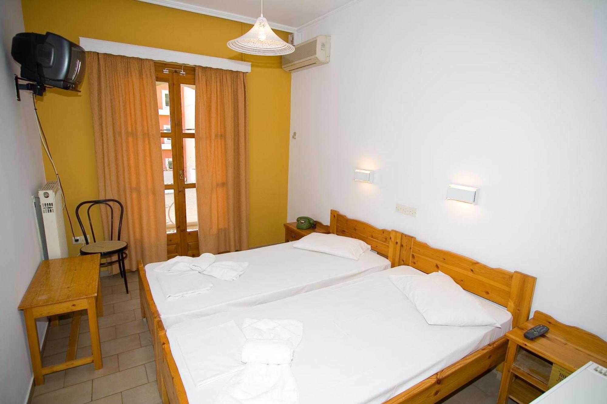 Hotel Aidipsos Loutra Edipsou  Room photo
